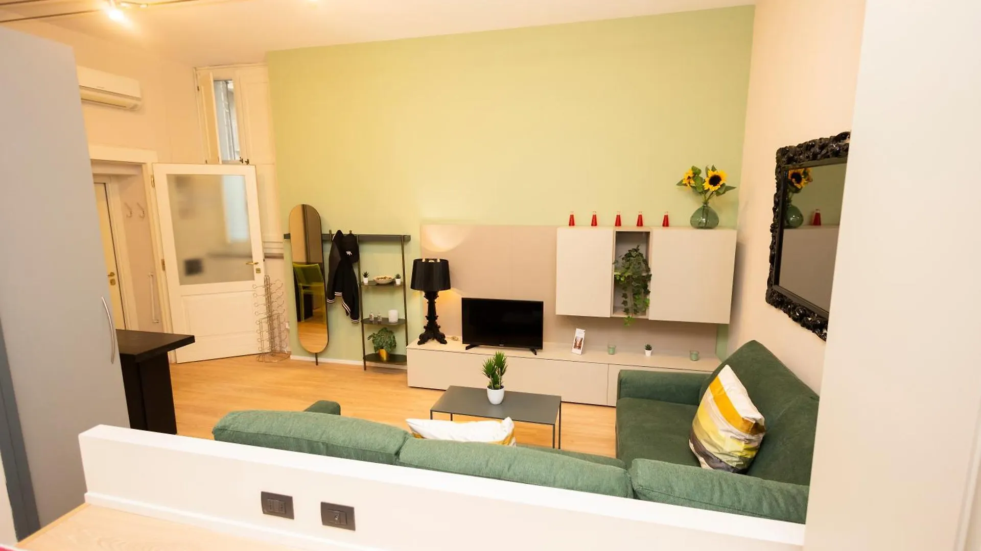 Arco Della Pace Urban Suite 밀라노 0*,